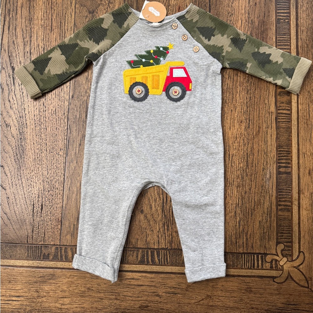 NEW Mud Pie Boys Christmas Romper with Camouflage Trees